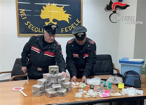 Alatri Maxi Sequestro Kg Di Droga In Casa Arrestate Due Donne