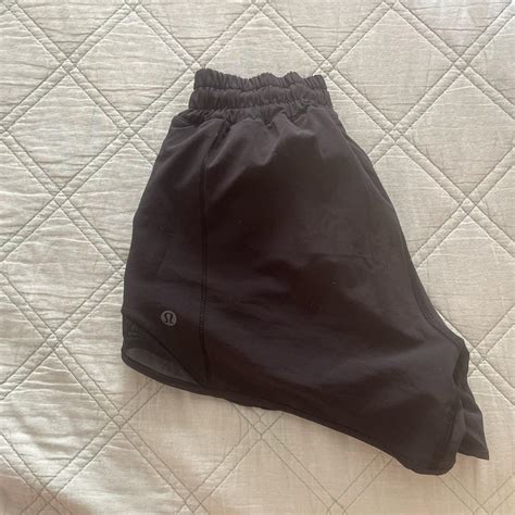 Lululemon Black Low Rise Hottie Hot Shorts Size 2 In Depop