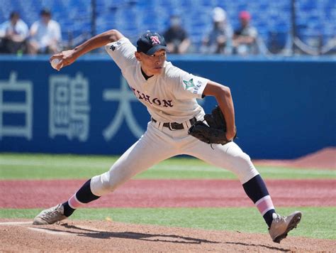 ＜日大三・日大鶴ケ丘＞力投する日大鶴ケ丘・比江島（撮影・木村 揚輔） ― スポニチ Sponichi Annex 野球