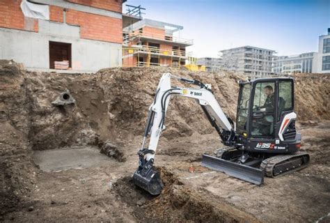 Bobcat E35 Attachments - Buyers Guide – Skid Steers Direct