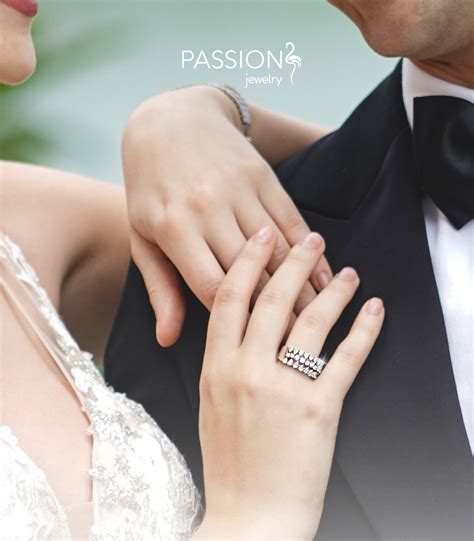 Arti Cincin Di Jari Manis Kiri Wanita Dan Rekomendasi Cincin Nikah Yang