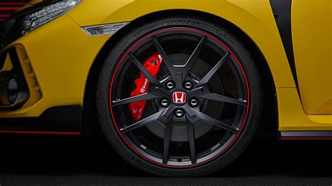 Here S How Honda Made The Lightweight Bbs Wheels On The New Civic Type