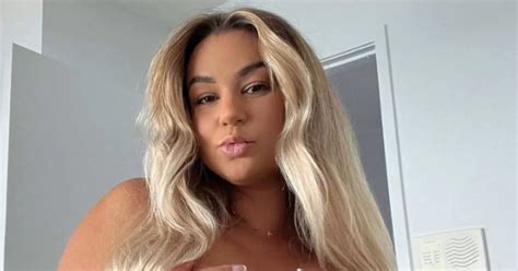 Woman Defies Trolls Who Tell Her To See Doctor Over Round Belly By Posing Nude Daily Star