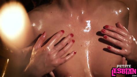 Oiled Lesbian Get Gently Pussyfingered
