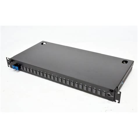 Lanscape Fiber Housing Front Panel Loaded With Lc Duplex Upc Shuttered