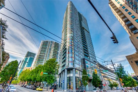 Upper Unit With View Apartmentcondo In Downtown Vancouver R2199134 1