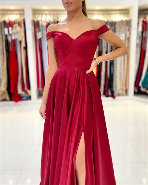 Daisda Off The Shoulder Burgundy Prom Dress Slit