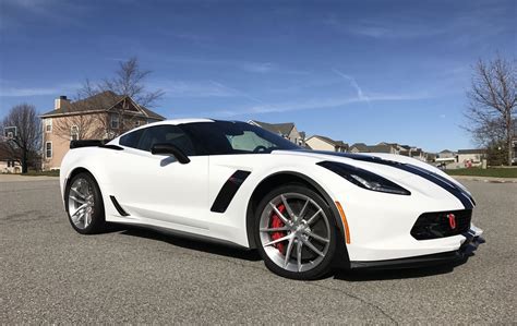 Screaming of Power: White Corvette Z06 with Black Accents | CARiD.com ...