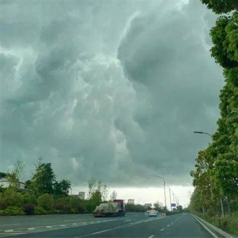 大雨、暴雨、特大暴雨！今天的暴雨只是开始，未来一周天气速看→降雨贵州地区