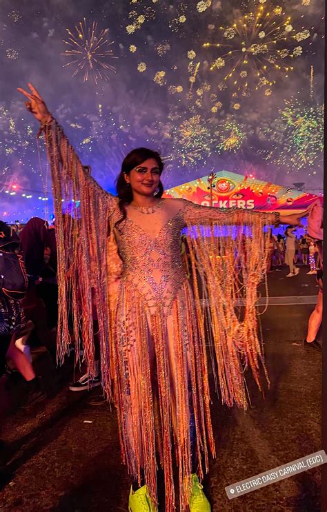edc outfit 8