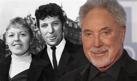 Tom Jones The Voice Uk Coach Admits Having Son At Young Age Drove Him