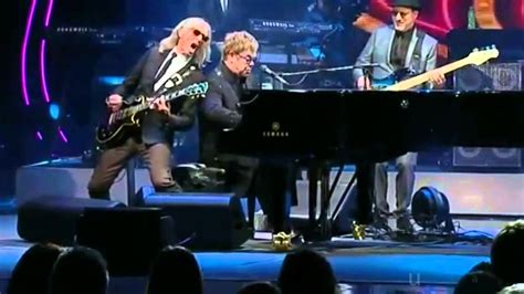 Elton John Saturday Night S Alright For Fighting Live Hd Youtube