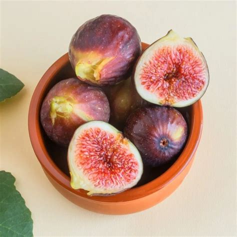 8 Fruits In Greece That You Should Try While Visiting Swedish Nomad