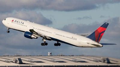 N Mh Boeing Er Delta Air Lines Chris N Jetphotos