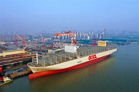 Oocl “东方瓦伦西亚”号—东方海外迎来新年第一艘24188teu环保型集装箱船