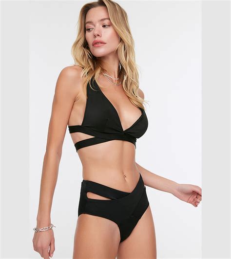 Buy Trendyol Cut Out High Waist Bikini Bottom In Black Thstreet Uae