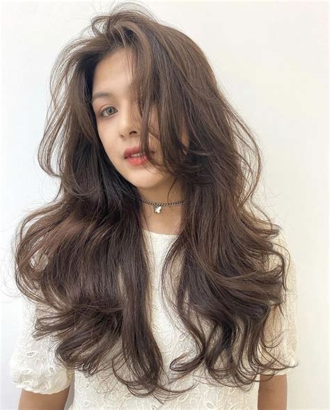 Pin By Dawson Chou On Girl Long Hair Long Hair Styles Korean Long