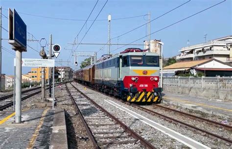 Torna Il Treno Degli Dei Con Due Itinerari Ad Agosto Fermate Anche A