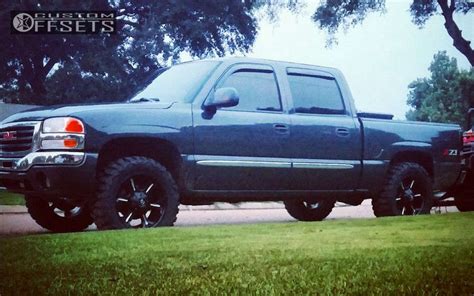 2005 Gmc Sierra 1500 With 20x9 14 Fuel Dune And 33125r20 Nitto Mud