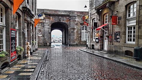 Saint Malo Sous La Pluie Marie Du Val Couesnon Flickr