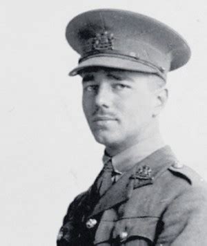 poet-wilfred-owen | Discover War Poets - WW1 | Discover War Poets – WW1