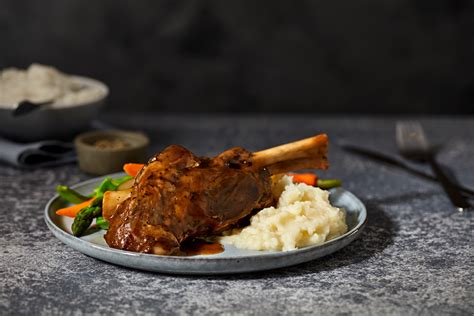 Bulk Lamb Shank Traditional Mint Gravy – Marathon Foods