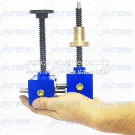 2 5 KN Mini Hand Crank Screw Jacks 100mm Manual Worm Gear Small 20 1