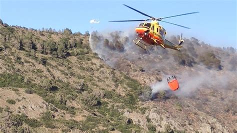 La Mano Del Hombre Est Detr S De M S Del De Los Incendios