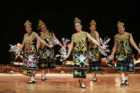 Indonesian Delegates For Nan Ying International Folklore Festival 2014