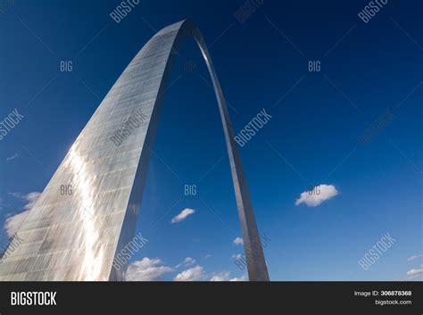 St. Louis, Mo Usa- Image & Photo (Free Trial) | Bigstock