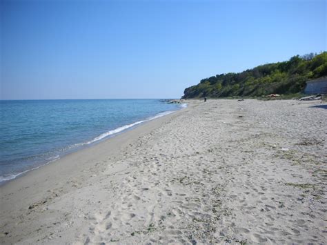 Бунгала Манастира гр. Варна, плаж Фичоза - Бунгала Варна, Почивна база ...