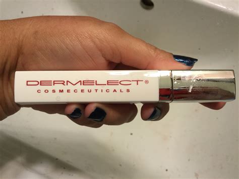 Testing Out The Dermelect Cosmeceuticals XL Lash Volumizer Eyelash