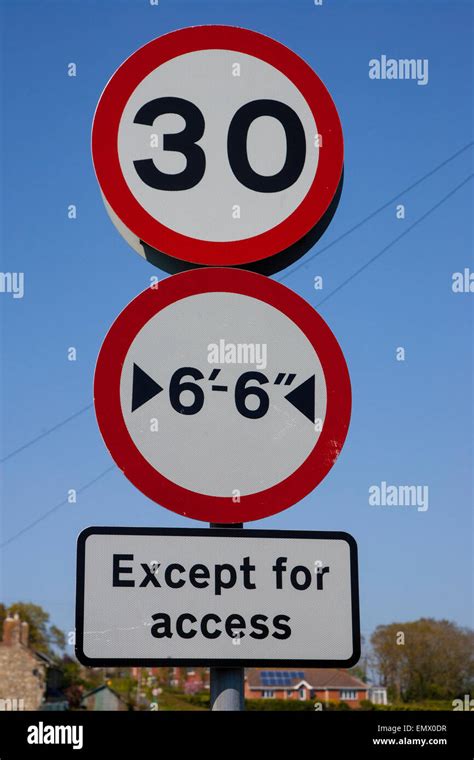 30 Miles Per Hour Speed Sign Width Restriction Except For Access