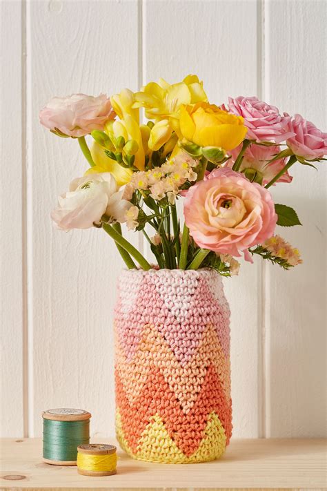 Brighten Up Your Home With These Crochet Case Covers Crochet Vase Diy Vase Vase Crafts