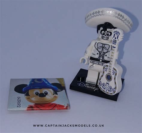 Lego Minifigure Ernesto De La Cruz Disney 100th Anniversary Series