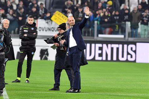 Juve La Resa Di Allegri Poca Esperienza Per Vincere Il Campionato