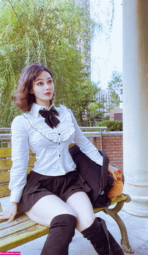 Yuan Herong Nude Photos 14 Leaknudes