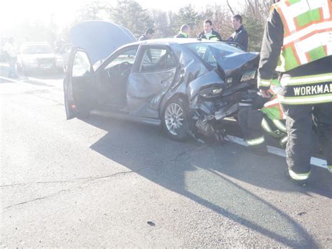 Three Vehicles Crash One Person Injured On Merritt Parkway Westport Ct Patch