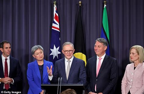 Single Photo Shows Anthony Albanese S Huge First Change After Becoming