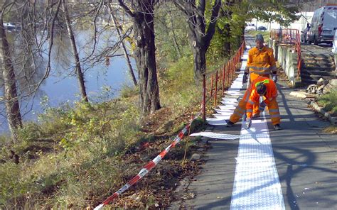 Taktile Trennstreifen F R Geh Und Radwege Handi Friendly