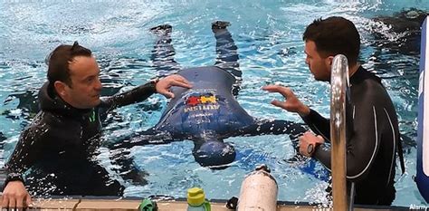 Watch Man Breaks His Own Record Of Holding Breath Underwater