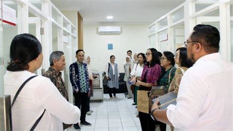 Fakultas Kedokteran Bersama Rumah Sakit Gigi Dan Mulut Universitas