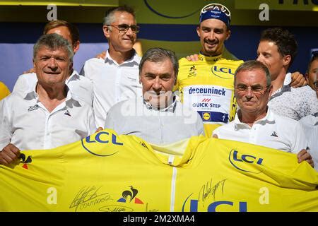 Haut Ancien Cycliste Laurent Jalabert Fran Ais Julian Alaphippe De