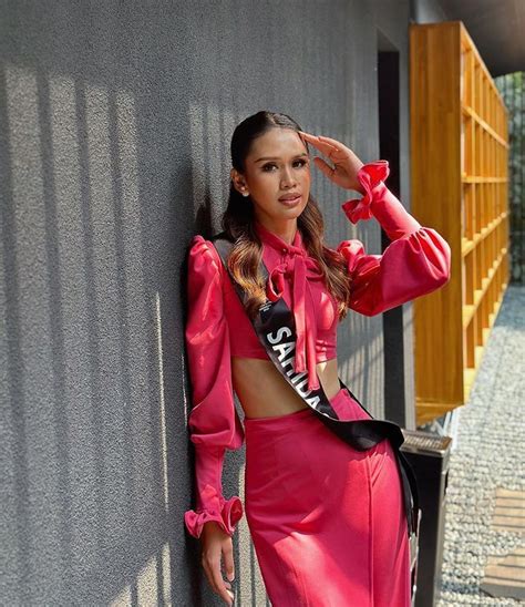 Potret Sahida Sheik Finalis Miss Mega Bintang