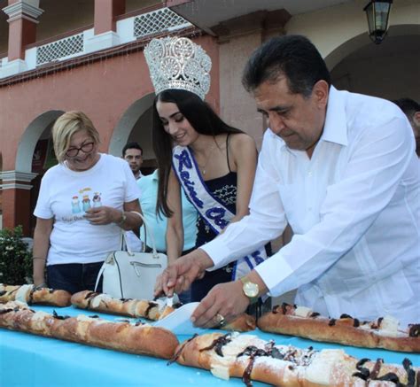 Parten Rosca De Reyes De 80 Metros