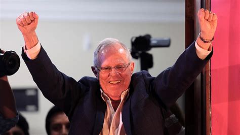 Pedro Pablo Kuczynski continúa al frente de la Presidencia Crónica Viva