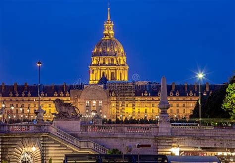 Paris. Bridge Pont Alexandre III on the Sunset. Stock Image - Image of sunset, architecture ...