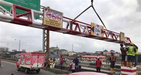 Lagos Govt Announces Traffic Diversion For Three Days To Install Truck