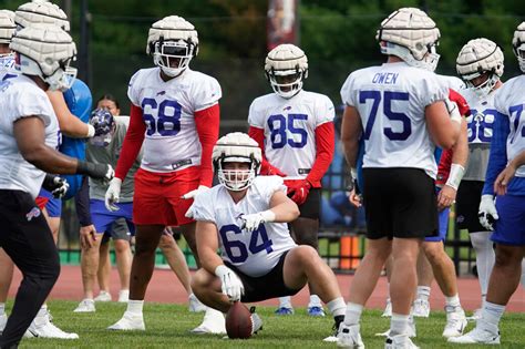 Camp Observations Bills Backup O Linemen Get Trial By Fire Vs Defensive Stars Hyde Injury Update