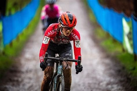 Cyclo Cross Lalsacienne Perrine Clauzel Termine Dans Le Top Mol